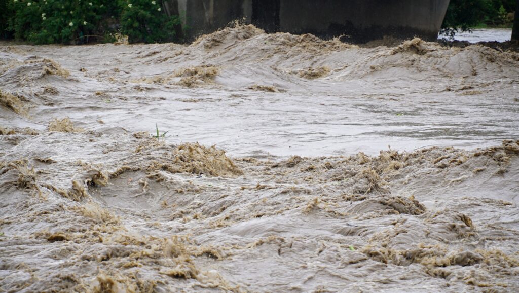 उपत्यका आसपासका अधिकांश नदीमा बाढी, सतर्कता अपनाउन आग्रह