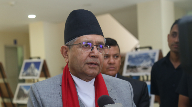 प्रतिनिधिसभा बैठक आज २ बजेदेखि सञ्चालन हुन्छ : सभामुख घिमिरे प्रतिनिधिसभा बैठक आज २ बजेदेखि सञ्चालन हुन्छ : सभामुख घिमिरे