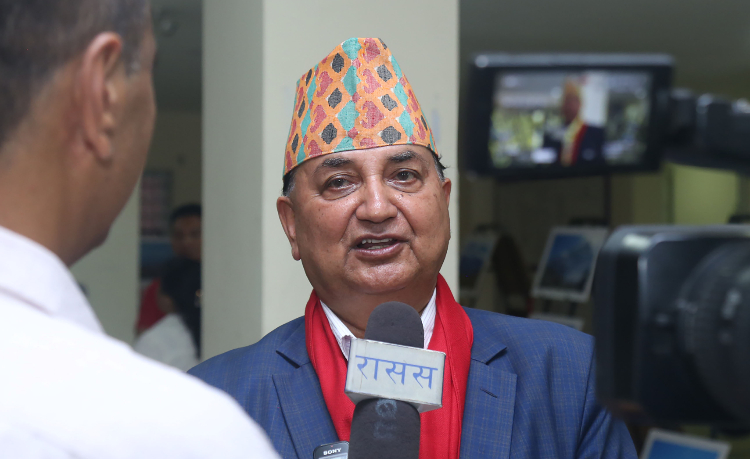 अध्यक्षको नीतिअनुसार लोकतान्त्रिकीकरण प्रक्रियामार्फत एमाले सुदृढ र लोकप्रिय बन्न सफल : ईश्वर पोखरेल अध्यक्षको नीतिअनुसार लोकतान्त्रिकीकरण प्रक्रियामार्फत एमाले सुदृढ र लोकप्रिय बन्न सफल : ईश्वर पोखरेल