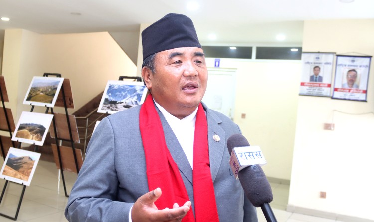 नेपाल पर्वतीय पर्यटन आकर्षक गन्तव्य : मन्त्री राई नेपाल पर्वतीय पर्यटन आकर्षक गन्तव्य : मन्त्री राई