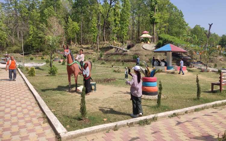 आन्तरिक पर्यटकको रोजाइमा कुलपानी हरित उद्यान आन्तरिक पर्यटकको रोजाइमा कुलपानी हरित उद्यान