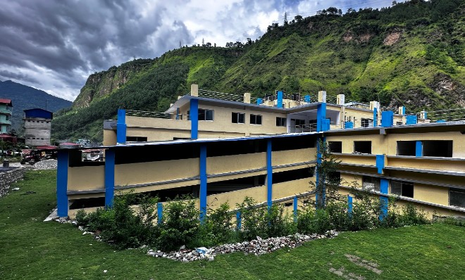 बेनी प्रदेश अस्पताल : नयाँ भवनबाट अन्तरङ्ग र बहिरङ्ग सेवा
