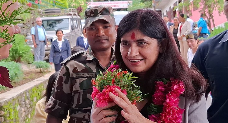 ‘स्थानीय तहमा निमित्त राख्ने प्रवृत्ति अन्त्य गर्नुपर्छ’