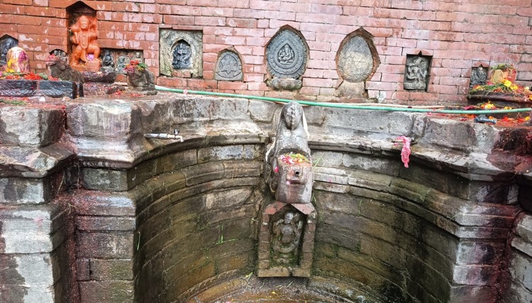 धर्म र संस्कृतिसँग जोडिएका भक्तपुरको नौ हिटी धर्म र संस्कृतिसँग जोडिएका भक्तपुरको नौ हिटी