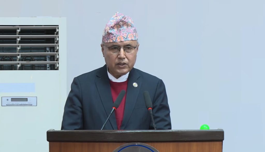 आर्थिक लाभ नदिने ‘खुद्रे तथा टुक्रे’ आयोजनामात्र रोकिएको हो : अर्थमन्त्री खनाल