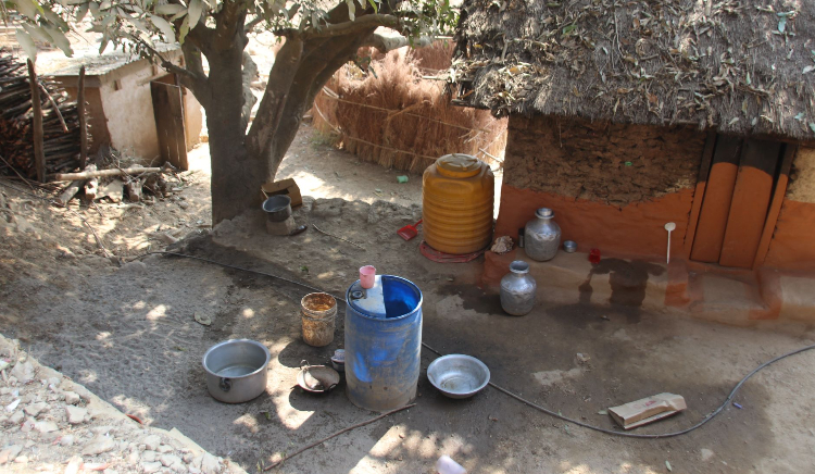 ‘खानेपानी अभावपछि गाउँ खाली हुन थाल्यो’