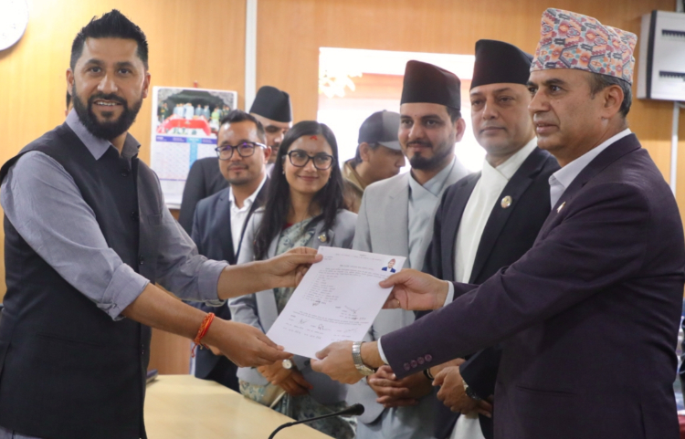 सभामुखमा रास्वपा उपसभापति अर्यालको उम्मेदवारी दर्ता